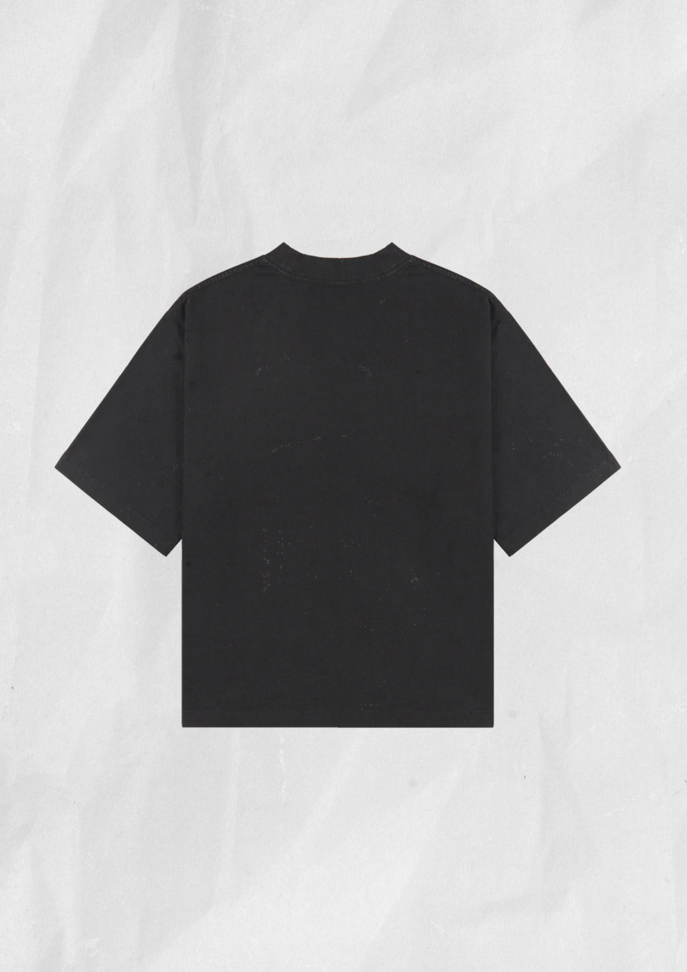 BASIC BLACK TEE