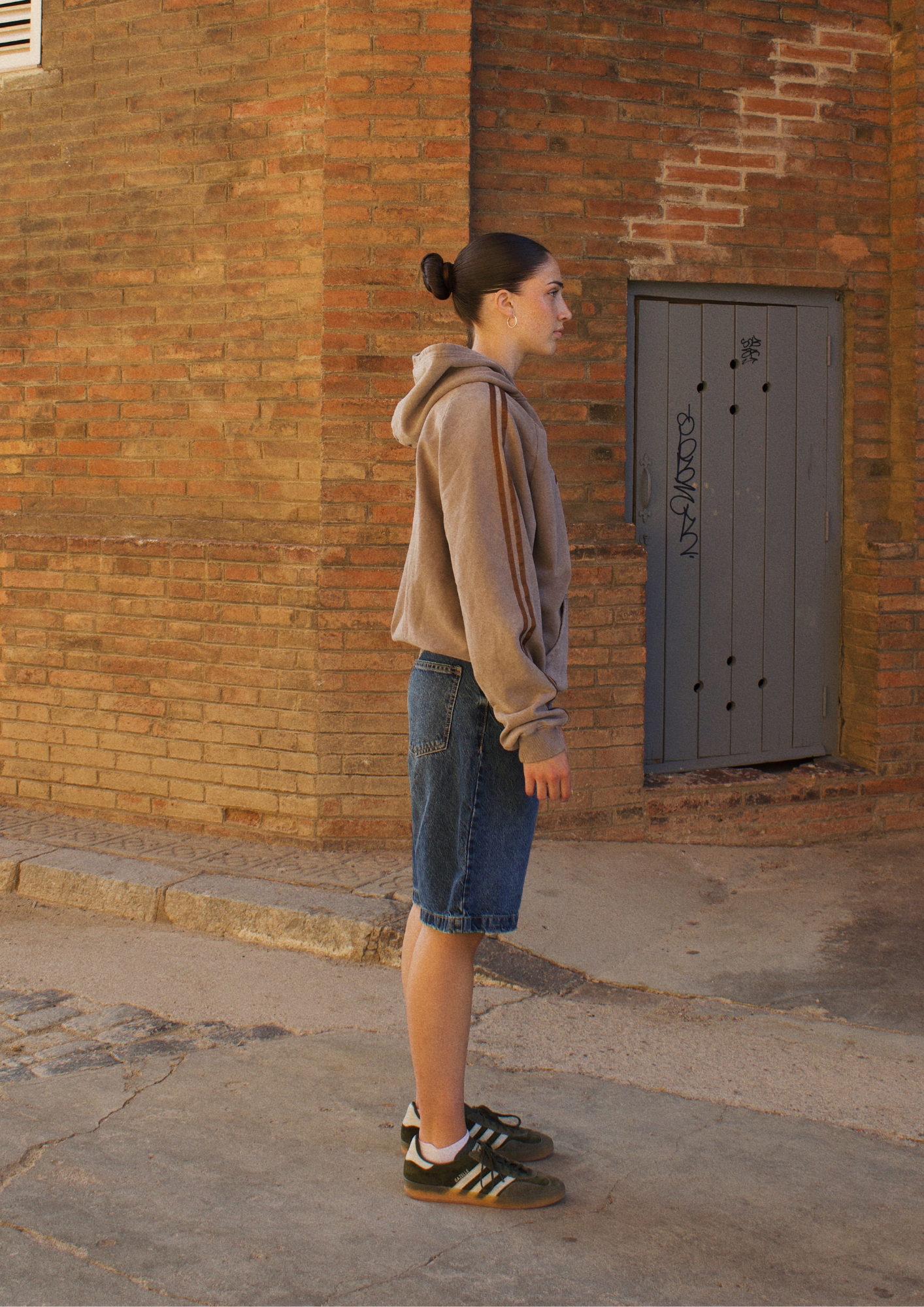 NOTORIOUS BROWN HOODIE