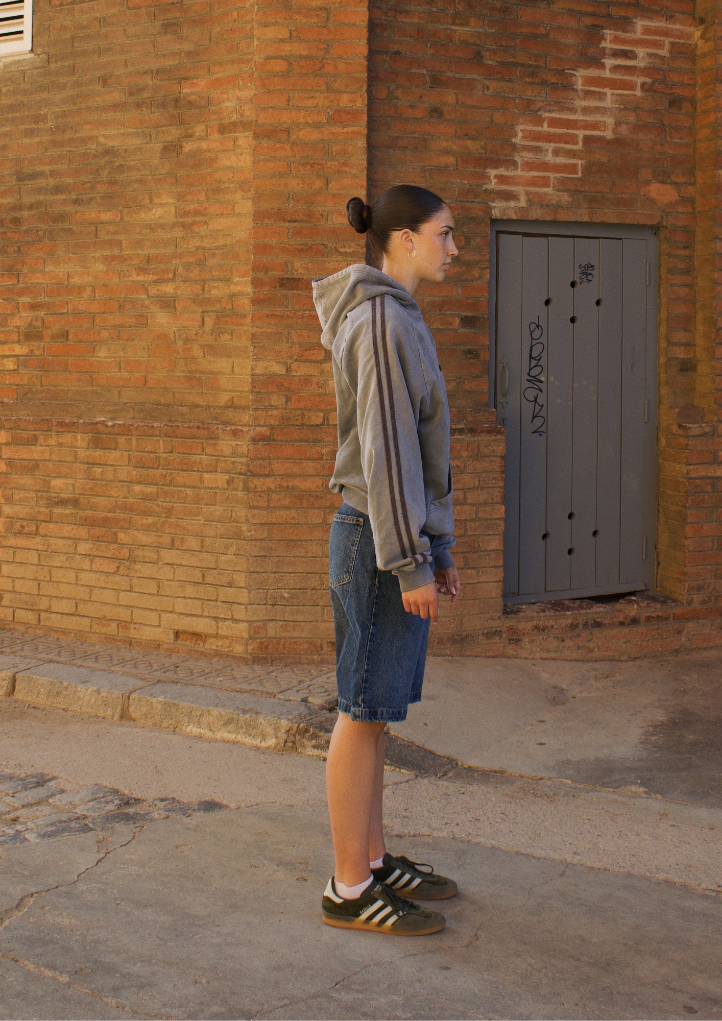 NOTORIOUS GREY HOODIE